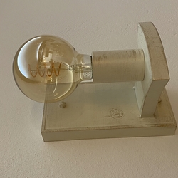 Rustik�lna n�stenn� lampa - dizajnov� bo�n� svietidlo